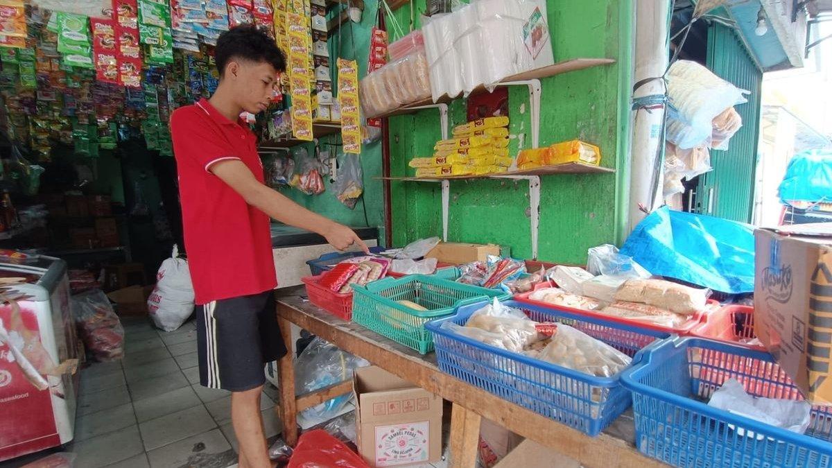 Lokasi tempat perempuan membuang bayi di sebuah toko