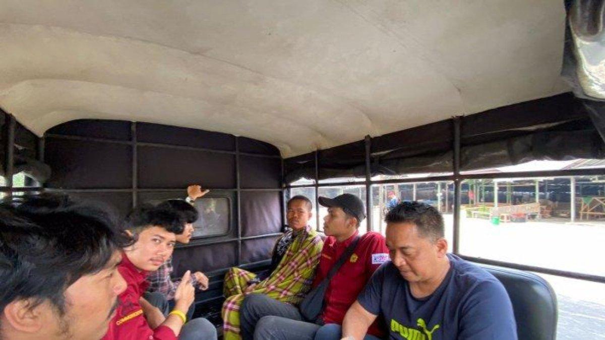 ODGJ yang memakai sarung saat datangi Dinsos Kota Bogor.