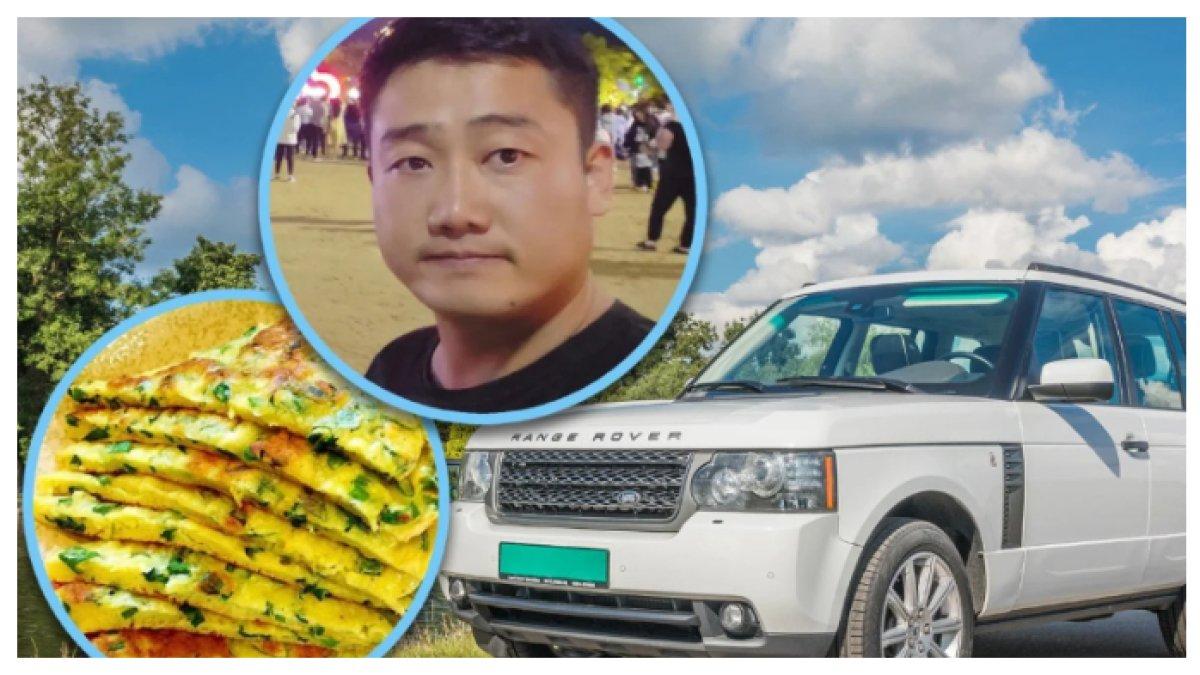 Sebuah gerobak milik pasangan lansia secara tidak sengaja menabrak bagian belakang mobil Yang, bukannya meminta ganti rugi berupa uang, namun hanya minta pancake.