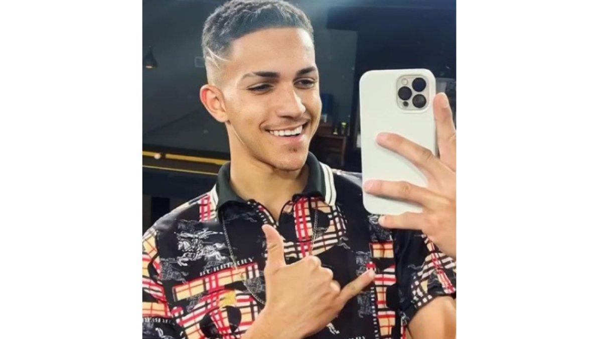 pelaku pria bernama Leonardo Silva