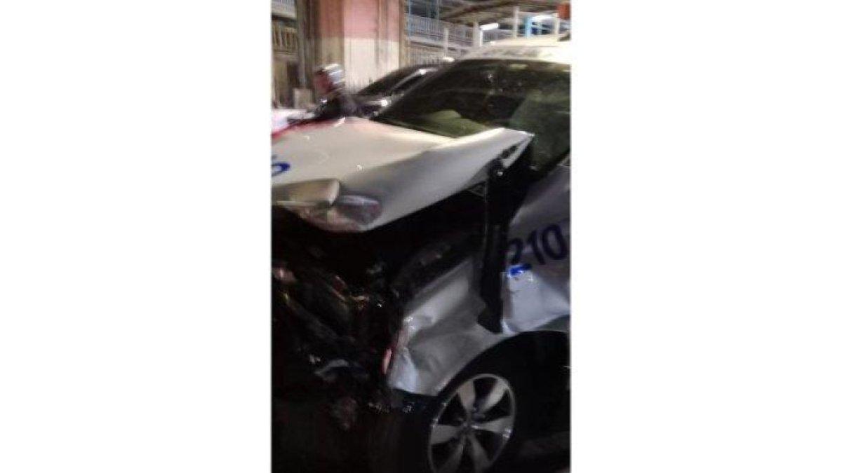 Perempuan bajak mobil patroli