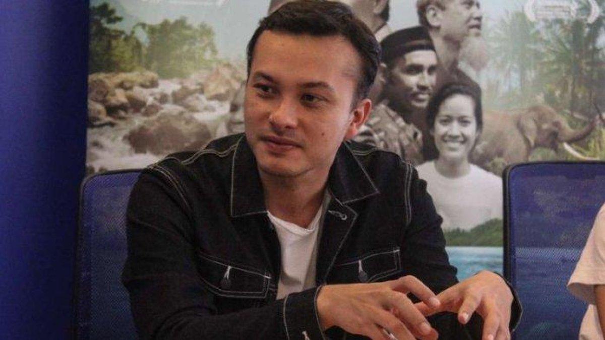 Kemampuan Nicholas Saputra untuk bisa konsisten menutup rapat kehidupan pribadinya selama berkarier di dunia hiburan itu tidak didapat begitu saja.