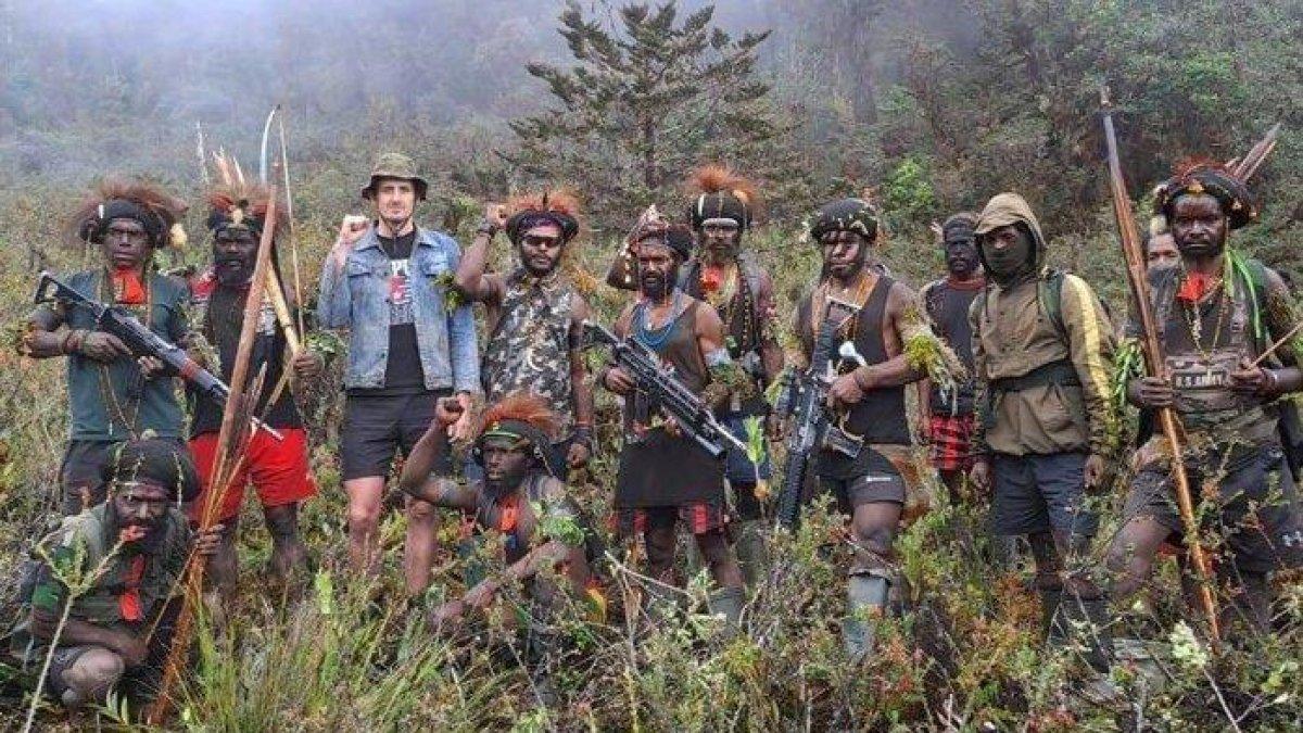 Pilot Susi Air, Kapten Philip Mark Mehrtens yang disandera kelompok kriminal bersenjata (KKB).