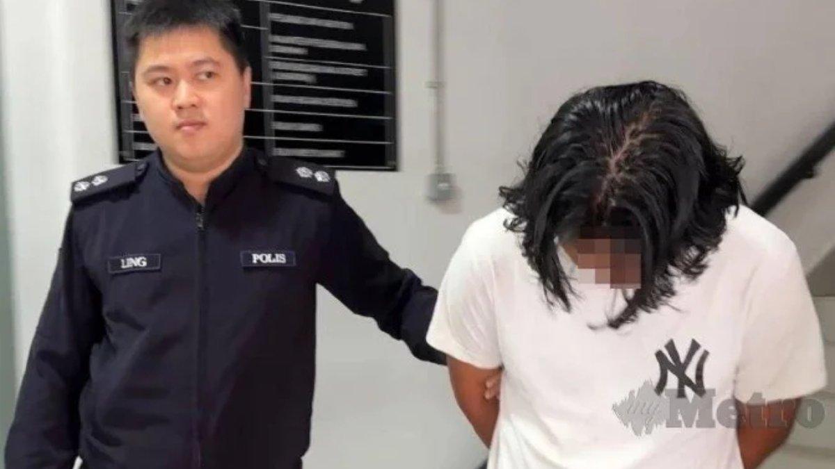 Potret pelaku saat digiring polisi.