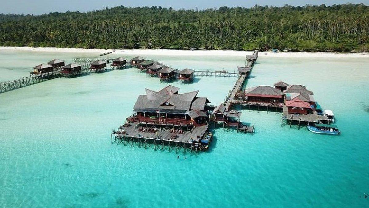 Resort Pulau Maratua Kalimantan