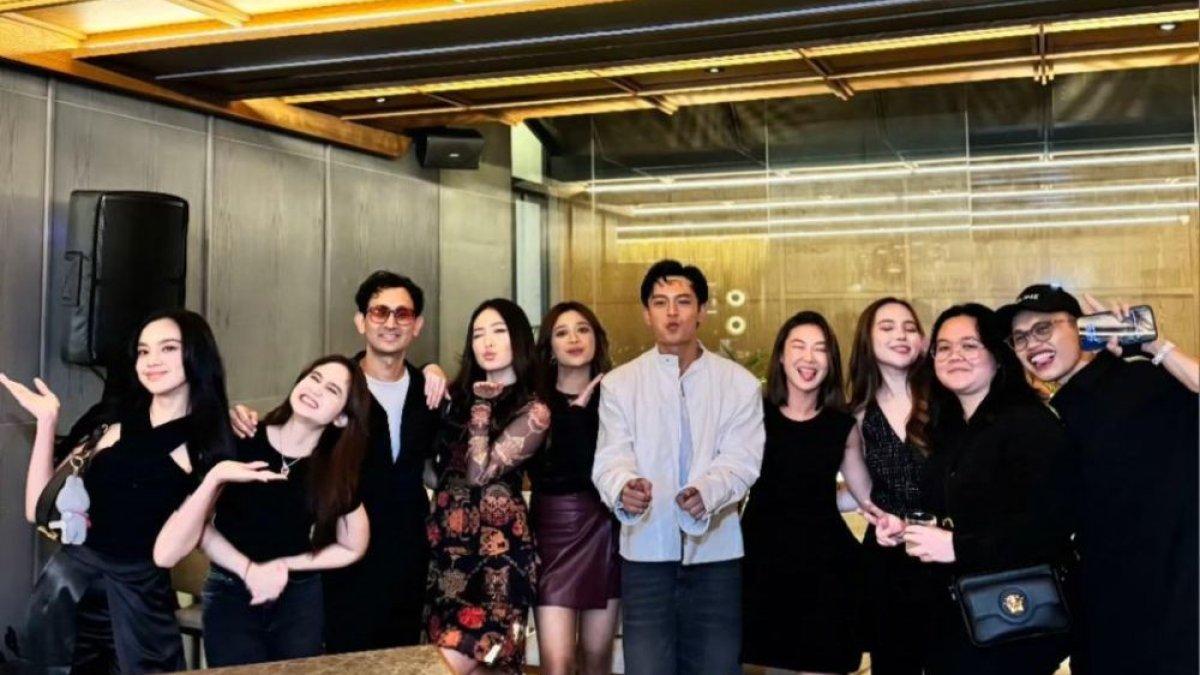 Rekan rekan sesama artis yang rayakan ulang tahun Randy Martin.