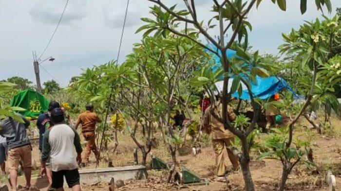 Semua perangkat desa urus pemakaman seorang warga