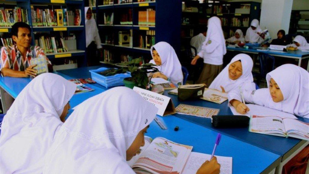 Baca dan pelajari 5 kunci jawaban soal uraian Matematika tahun ajaran 2023-2024