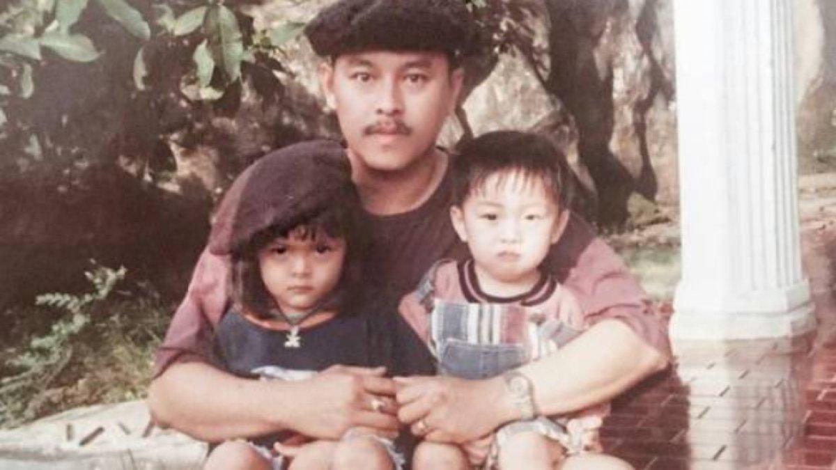 Sonia Eryka dan keluarga