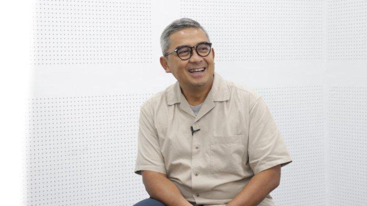 SOSOK FARHAN - Muhammad Farhan saat diwawancarai News Manager Tribun Jabar Oktora Veriawan di Studio Tribun Jabar pada program BISIK (Bincang Asik Politik) pada Selasa (14/2/2023). Inilah sosok Farhan Wali Kota Bandung.