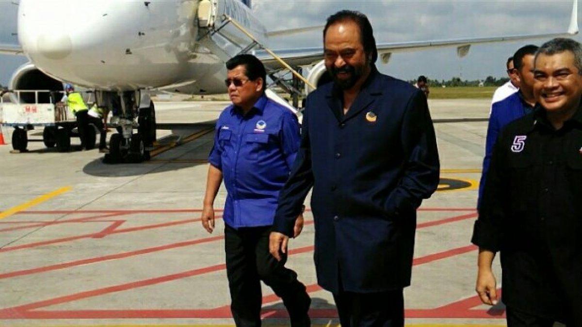 Sosok tokoh politik Surya Paloh.