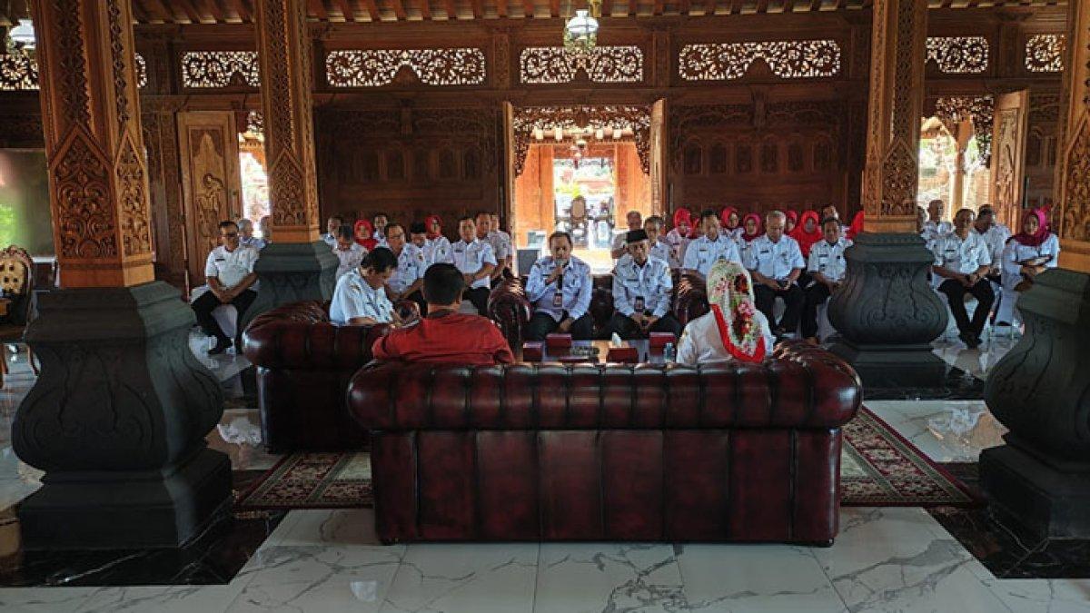 Sri Mulyani Klaten dan Sunarna