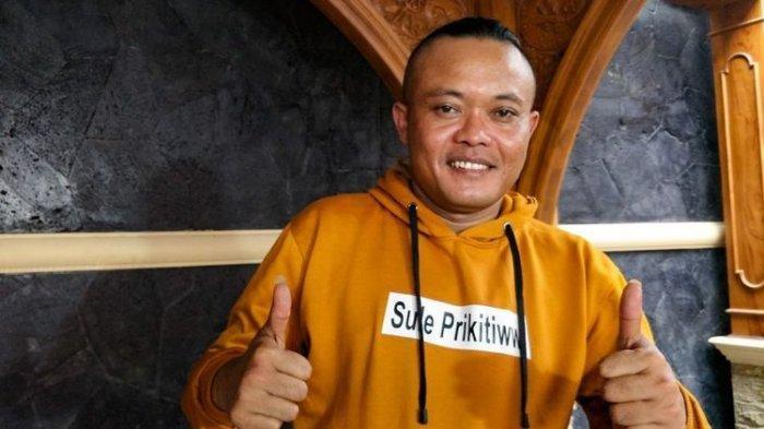 Artis komedi Entis Sutisna (Sule)