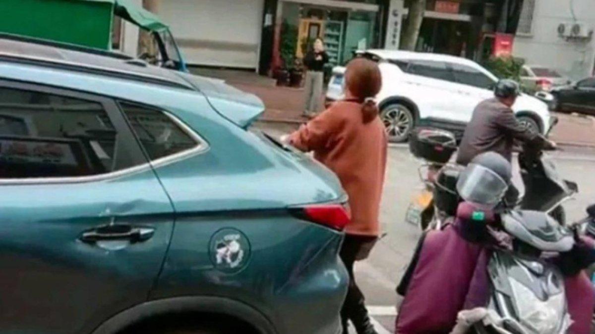 TAK DISANGKA ternyata suami selingkuh dengan sahabatnya sendiri, istri emosi langsung hancurkan mobil suami