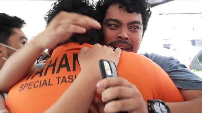 Tangis Fico Fachriza pecah dipelukan sang kakak, Ananta Rispo