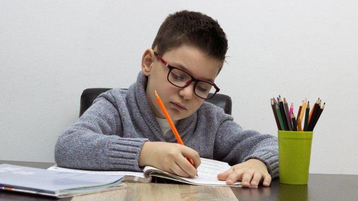 Di dalam artikel ini tersedia kunci jawaban PAI kelas 3 SD halaman 87 bagian C untuk pegangan orang tua yang sedang menemani anak belajar mandiri di rumah