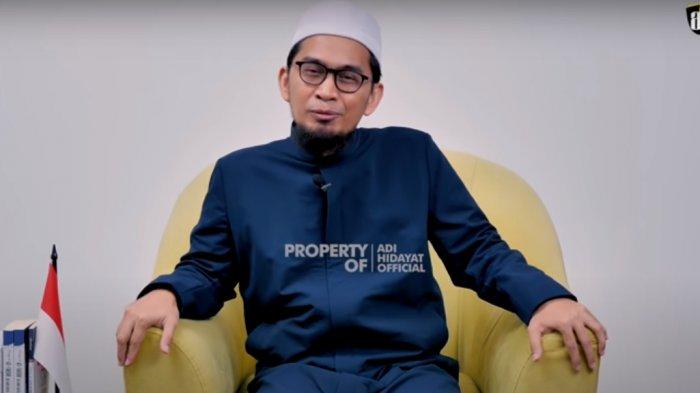 Ustaz Adi Hidayat.