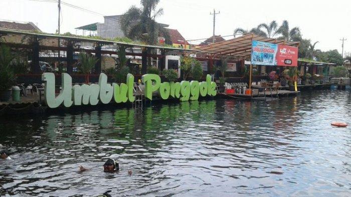 Obyek wisata Umbul Ponggok di Desa Ponggok, Polanharjo, Klaten, Jawa Tengah, Selasa (14/11/2017).