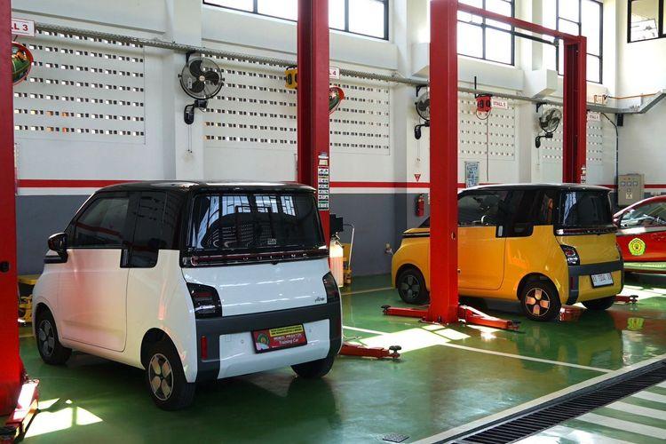 Dalam rangka menyambut tujuh tahun kiprah Wuling berkarya di Indonesia pada bulan Juli 2024, Wuling Motors (Wuling) menggelar program ?Wuling Bakti Pendidikan? di Jawa Tengah dan DIY.