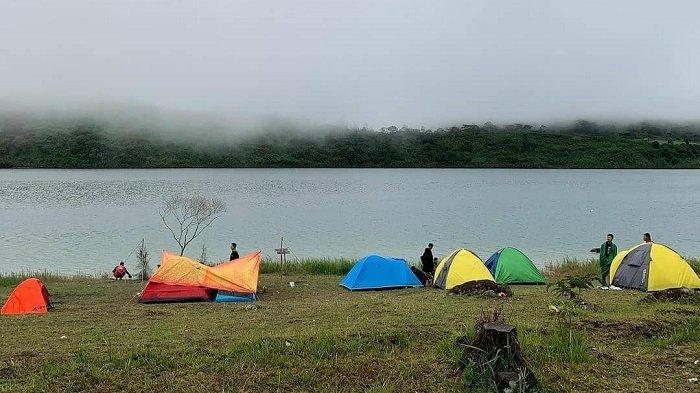 Danau Talang, salah satu tempat wisata yang bisa dikunjungi saat liburan tahun baru 2023 di Kabupaten Solok, Sumbar.