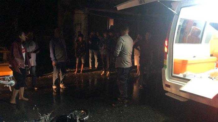Kecelakaan maut di Jorong Kumbayak, Nagari Sinyamu, Kecamatan Tanjung gadang, Kabupaten Sijunjung, Sumatra Barat, Sabtu (25/1/2025) malam, menewaskan seorang pemuda