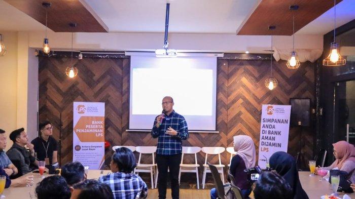 PEMBAYARAN JAMINAN LPS: Kepala Kantor Perwakilan LPS I Medan, M. Yusron, menyampaikan total pembayaran oleh LPS yang sudah diserahkan kepada nasabah, Kamis (24/4/2025). LPS Wilayah I Medan sudah membayarkan Rp 10 miliar lebih jaminan bagi nasabah di BPR yang dilikuidasi.