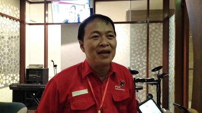 Ketua DPC PDIP Kota Padang Albert Hendra Lukman saat ditemui TribunPadang.com beberapa waktu lalu.