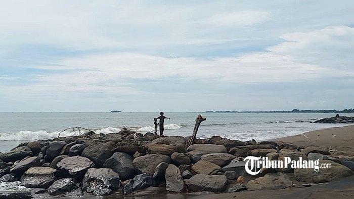 Lokasi penampakan buaya di kawasan Pantai Gajah, Jalan Gajah, Kelurahan Air Tawar Barat, Kecamatan Padang Utara, Kota Padang, Provinsi Sumatera Barat, Rabu (14/9/2022).