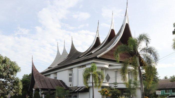 PELUNCURAN INOVASI PEDULI - Rumah Sakit Jiwa (RSJ) Prof HB Saanin Padang resmi meluncurkan inovasi layanan publik berbasis digital bertajuk PEDULI (Pelayanan Disabilitas untuk Memperoleh Informasi Publik).
