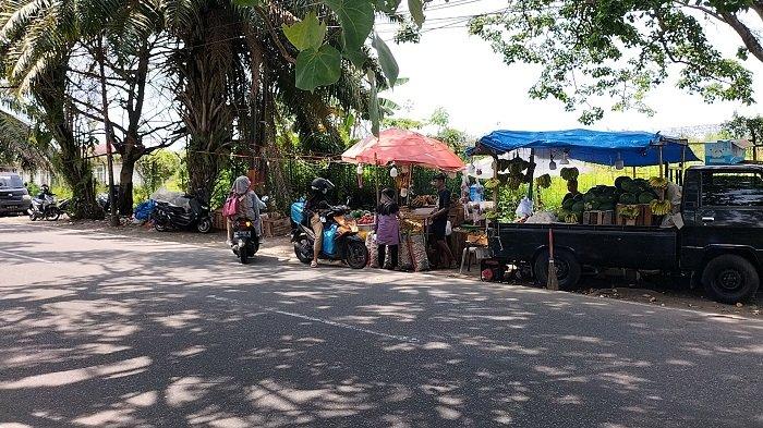 Satpol PP Tertibkan PKL di Kawasan Tunggul Hitam dan Bundaran Air ...