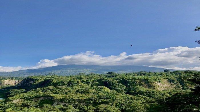 ILUSTRASI Panorama Ngarai Sianok, Kota Bukittinggi, Sumatera Barat atau Sumbar
