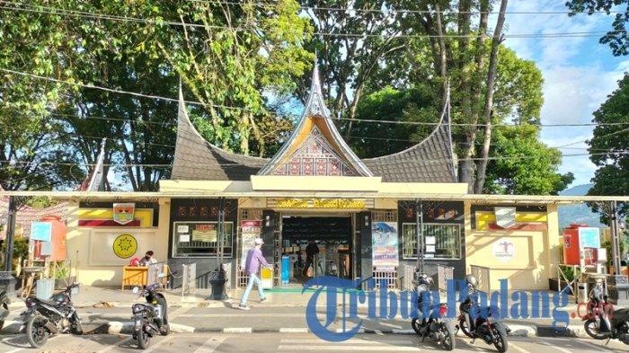 Panorama Ngarai Sianok dan Lobang Jepang, Selasa (26/4/2022).