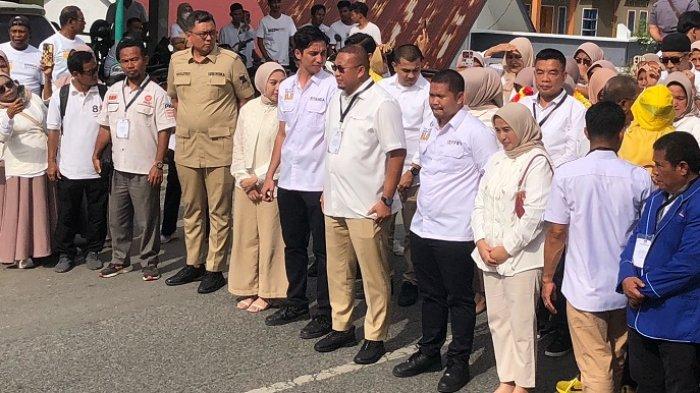 Paslon Wali Kota dan Wakil Wali Kota Sawahlunto Riyanda-Jeffri resmi mendaftar di Komisi Pemilihan Umum (KPU) Kota Sawahlunto, Rabu (28/8/2024).