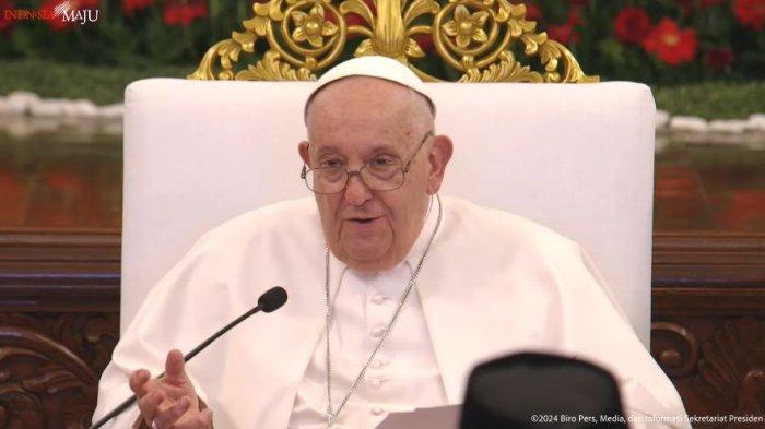 PROFIL PAUS FRANSISKUS - Potret Paus Fransiskus saat menghadiri acara penyambutannya di Istana Kepresidenan Jakarta, di tengah kunjungan ke Indonesia, pada 4 September 2024.