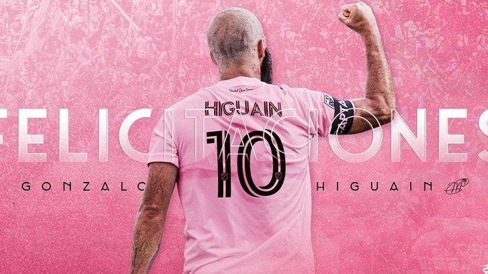 Pesepakbola asal Argentina, Gonzalo Higuain memutuskan pensiun dari sepak bola di akhir tahun 2022 dengan klub terakhirnya, Inter Miami.