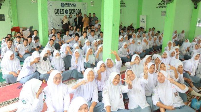 Semarak Peradi Goes to School (PGtS) seri ke 27 digelar di SMA Kartika I - 5 Padang, Provinsi Sumatera Barat atau Sumbar pada Senin (23/10/2023).