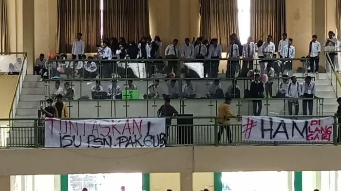 VIRAL Gubernur Sumbar Mahyeldi Ditolak Mahasiswa UIN Bukittinggi, Ternyata Soal PSN Air Bangi