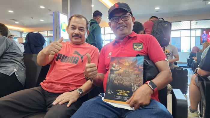 Yusman Pematung Nasional rang Pasaman yang selalu mencintai kampung halaman, Hal ini disampaikan Syamsul Bahri anggota Dewan Perwakilan Rakyat Daerah (DPRD) provinsi Sumatera Barat (Sumbar) di bengkel Yusman Jogja, Senin sore (16/10/2023).