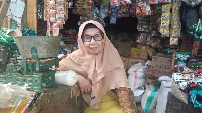 Harga Gula Pasir di Padang Tembus Rp 18 Ribu Per Kg, Pedagang Ungkap