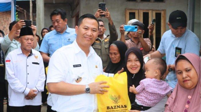 Aksi tanam pohon bersama mahasiswa Kuliah Kerja Nyata (KKN) Universitas Islam Negeri (UIN) Raden Fatah Palembang tepatnya di Desa Alai, Kecamatan Lembak, Kabupaten Muara Enim, Rabu (11/9/2024).
