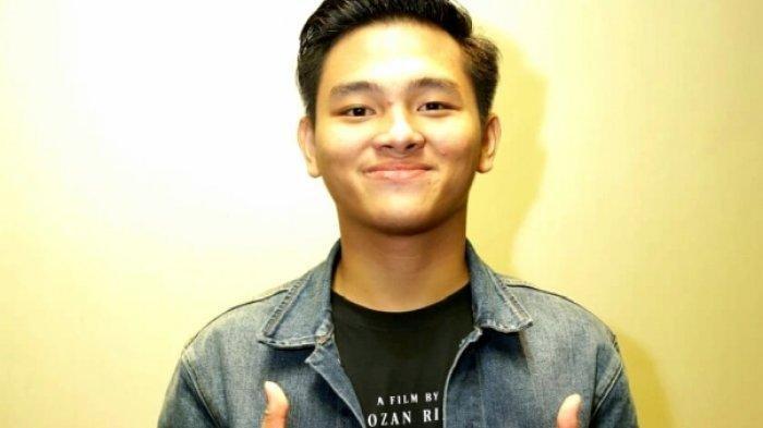 ALDY MINTA MAAF - Penyanyi dan pemain film Aldy Maldini. Kedoknya tipu fans modus makan malam bareng terungkap, Aldy Maldini Eks CJR minta maaf