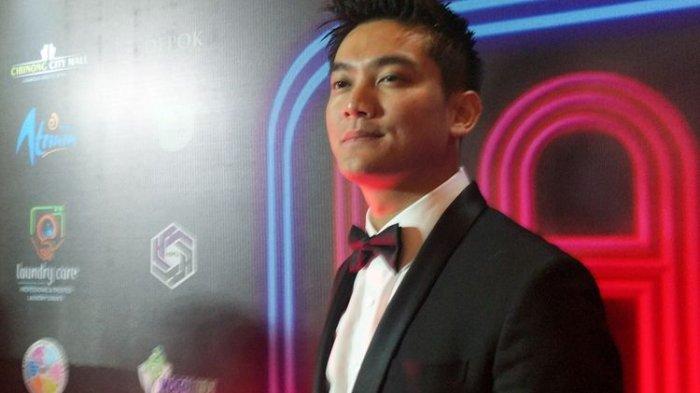 Artis peran yang juga pembawa acara Boy William dalam gala premiere film Laundry Show di Plaza Senayan, Jakarta Pusat, Kamis (31/1/2019).