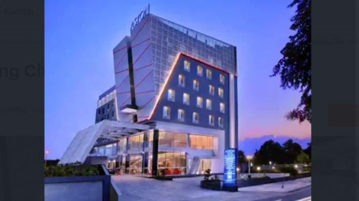 Aston Lampung City Hotel terletak di Jalan Gatot Subroto No. 81 Garuntang, Teluk Betung Selatan, Teluk Betung, Bandar Lampung, Provinsi Lampung, Indonesia, 35228.