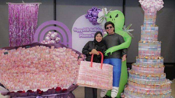 Aurel Hermansyah Dapat Tumpukan Uang Berupa Bunga, Kue Ulang Tahun, hingga Tas dari Atta Halilintar