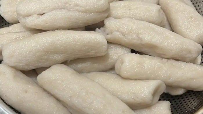 Berikut resep pempek lenjer yang bisa disajikan saat hari Lebaran Idul Fitri nanti.