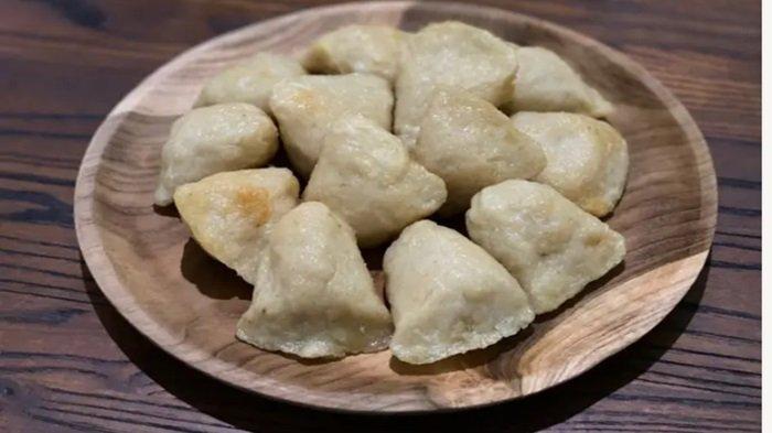 Berikut resep pempek telok yang bisa disajikan saat hari Lebaran Idul Fitri nanti.