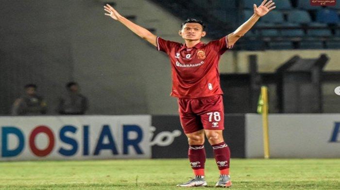 Cebter bek Sriwijaya FC, Zakaria.