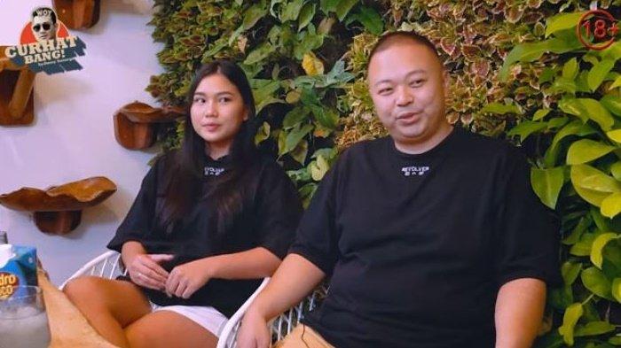 William Anderson dan Theresia Rosalinda (Rosa) yang dikenal sebagai Codeblu pada konten Youtube CURHAT Bang Denny Sumargo, tayang Rabu (27/9/2023) malam.