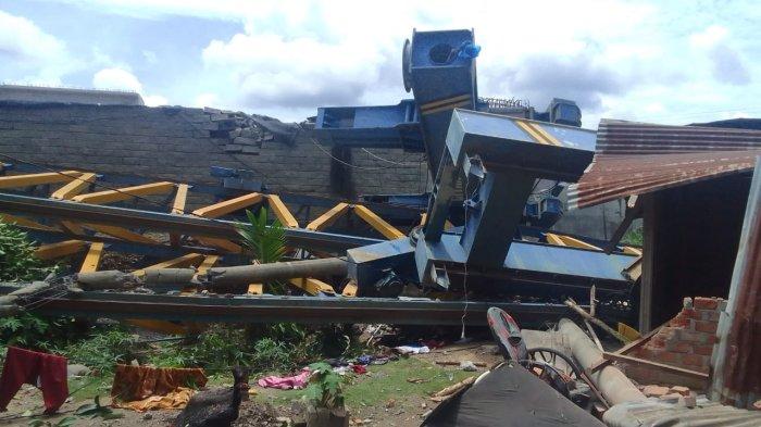 Crine Gilder pembangunan jembatan Fly Over Bantaian ambruk