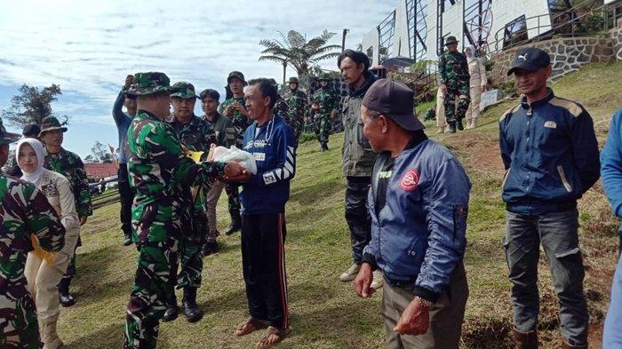 Tradisi Prajurit, Danrem Gapo 044 Gelar Upacara di Tugu Rimau Pagaralam ...